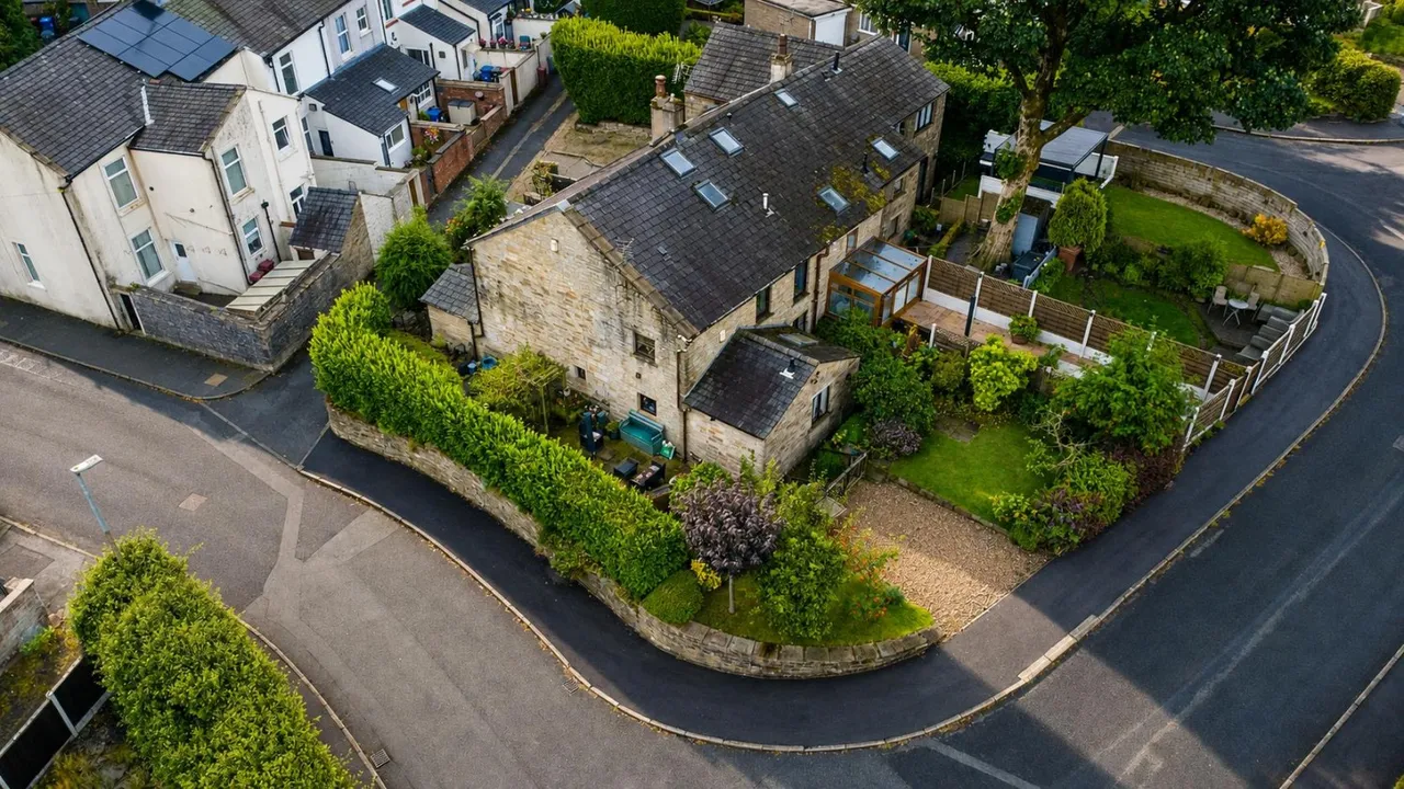 O'Er The Bridge, Hoddlesden, BB3, photo 9