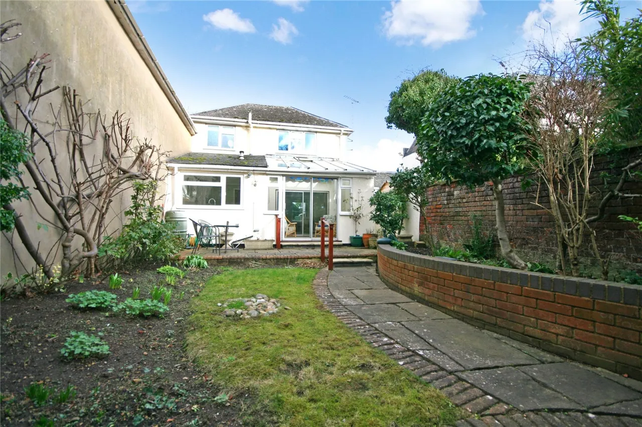 Oxford Close, Cheltenham, GL52, photo 12