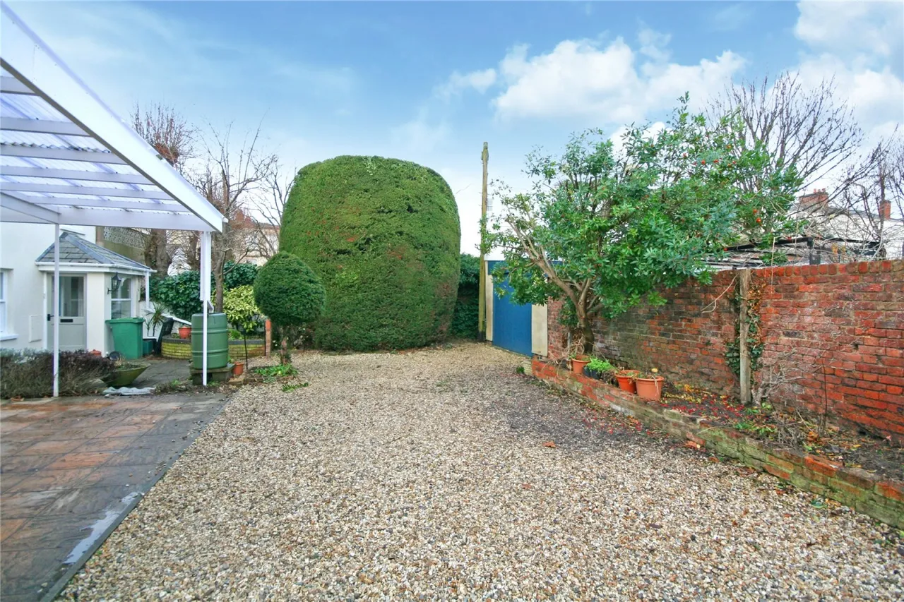 Oxford Close, Cheltenham, GL52, photo 11
