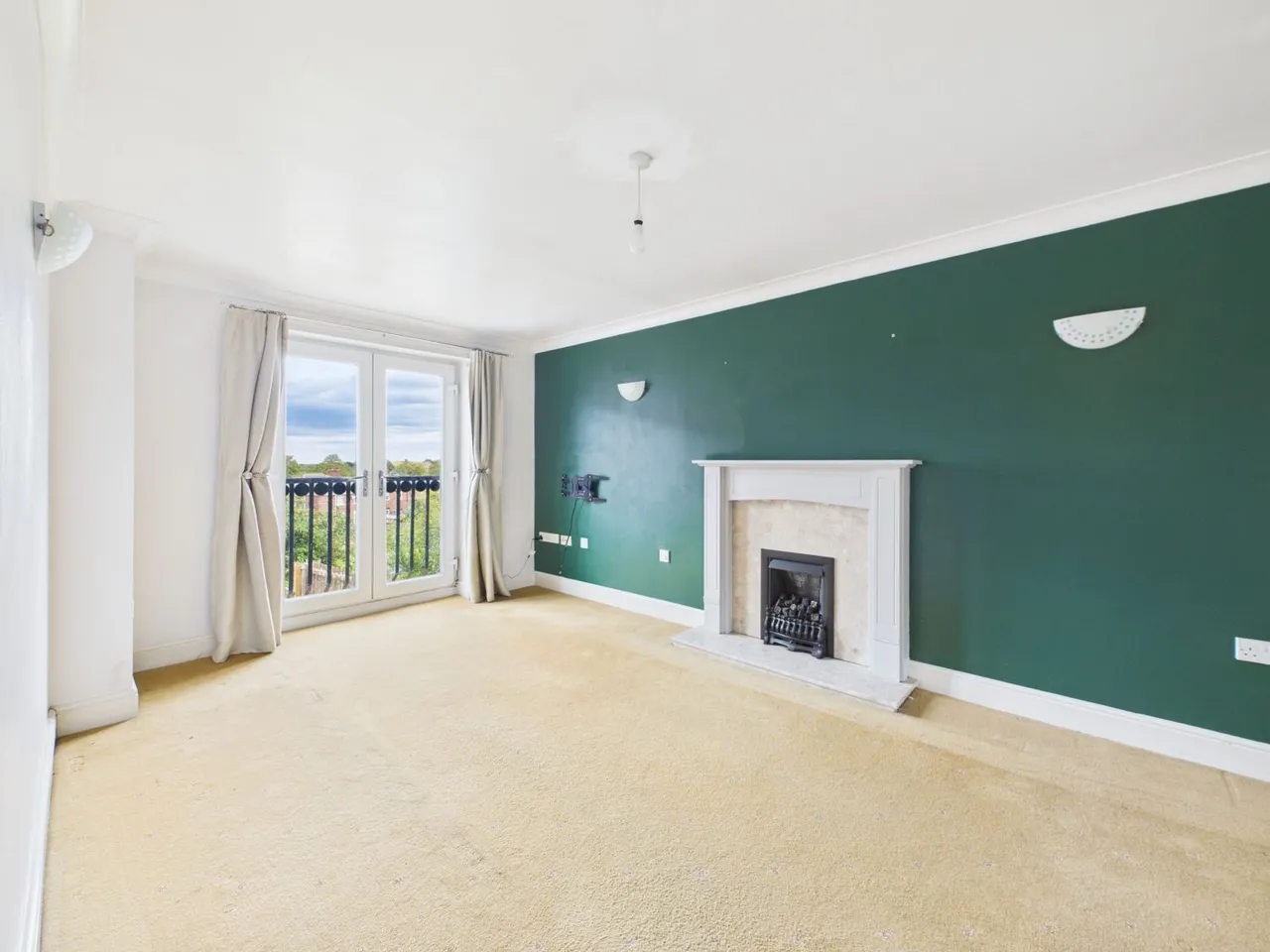Finkle Court, Gildersome, LS27, photo 2