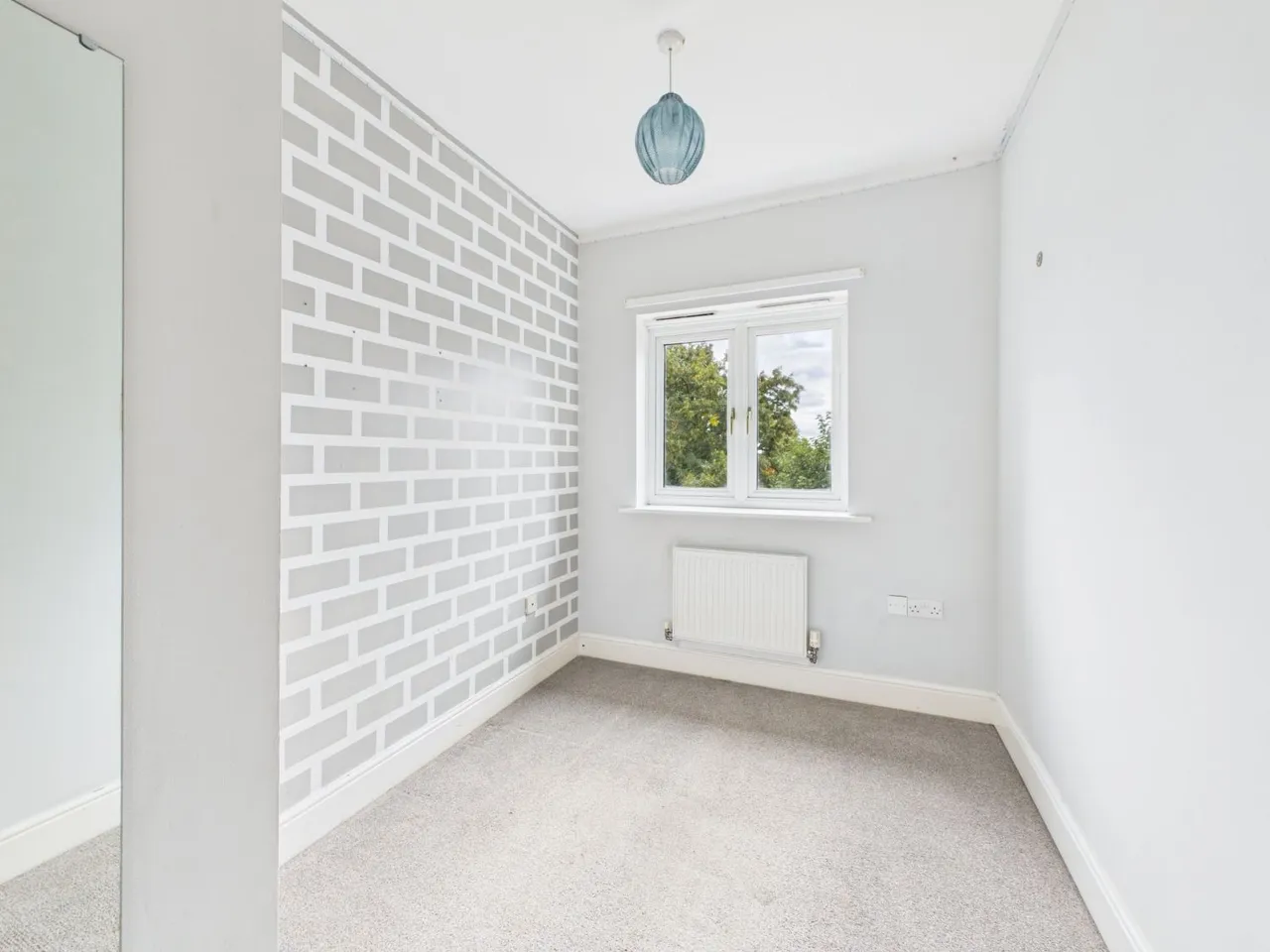 Finkle Court, Gildersome, LS27, photo 13