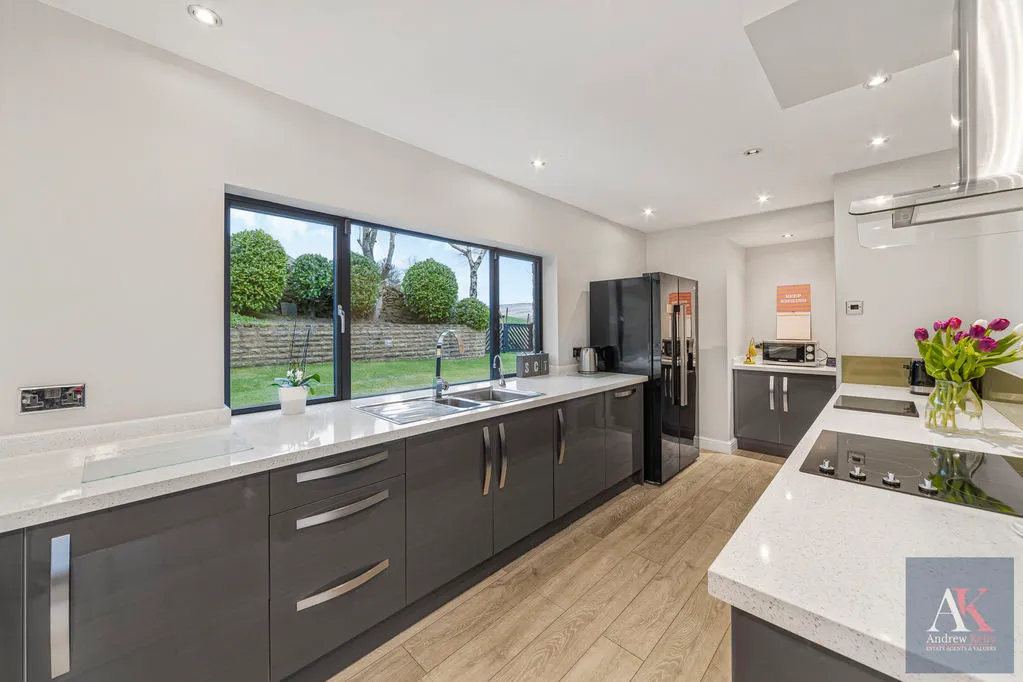 Calderbrook Road, Littleborough OL15 9NR, photo 5