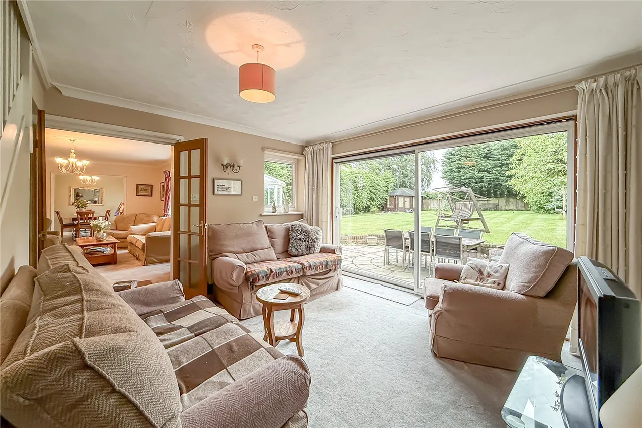 Netherfield Road, Harpenden, Hertfordshire, AL5 2AF, photo 2