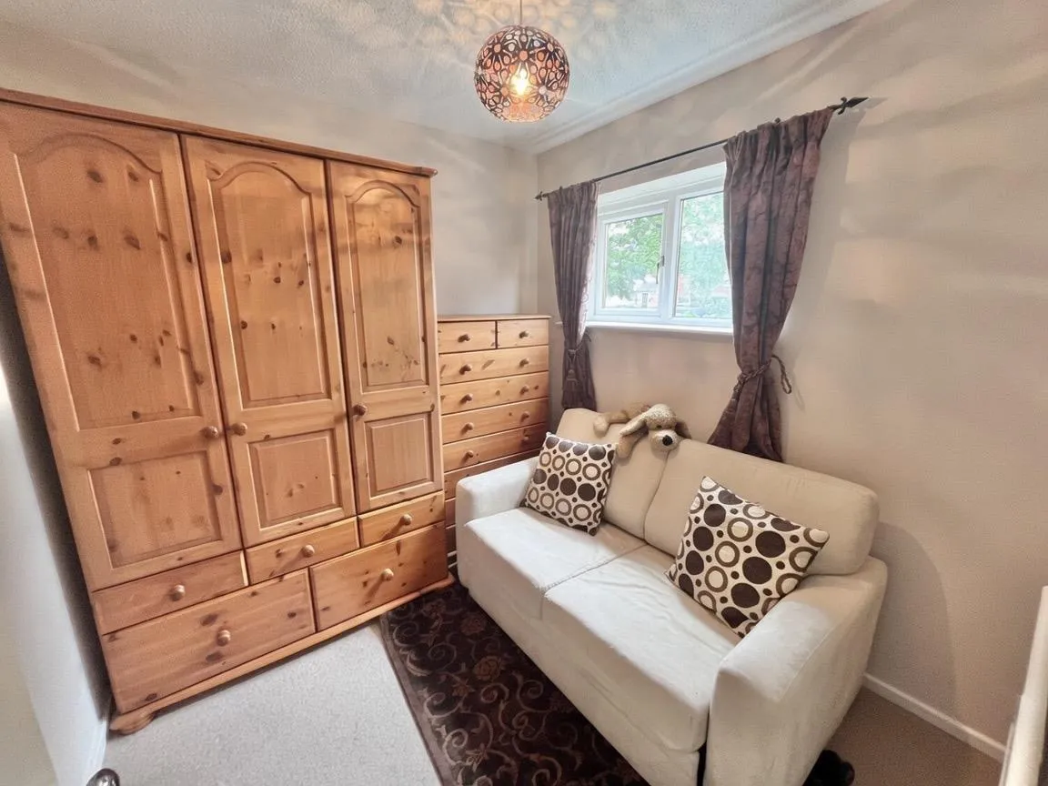 Chestnut Close, Wilmslow, SK9, photo 11