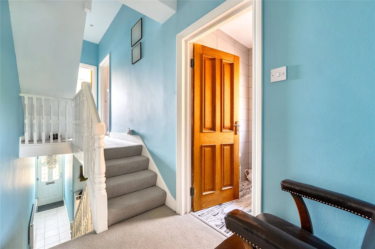 Ravenscar Road, Surbiton, KT6, photo 11