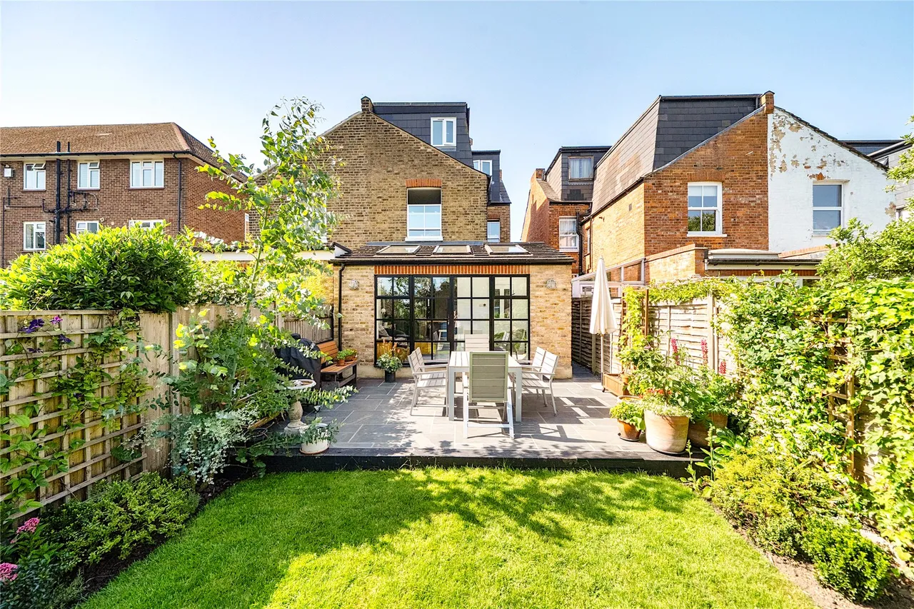 Ravenscar Road, Surbiton, KT6, photo 4