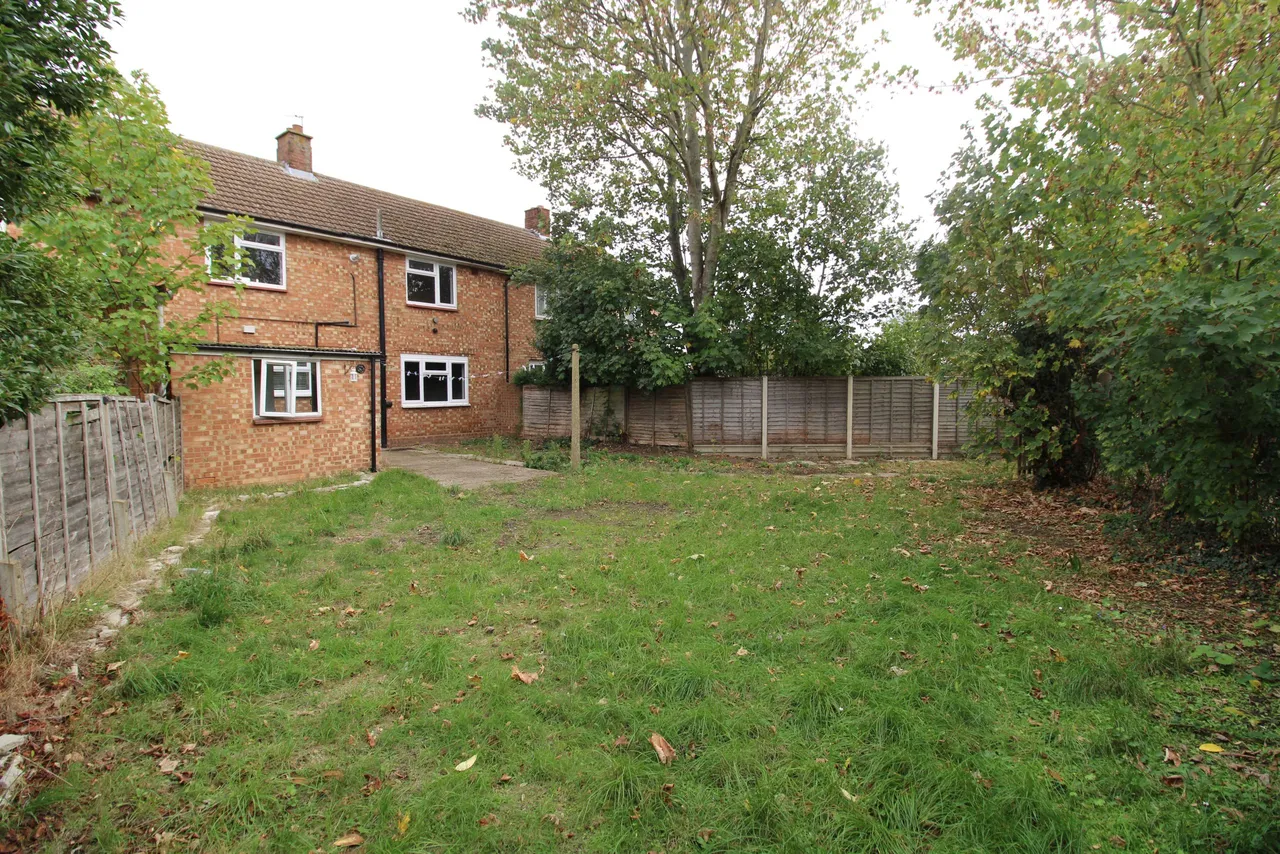 Mead End, Biggleswade, SG18, photo 15