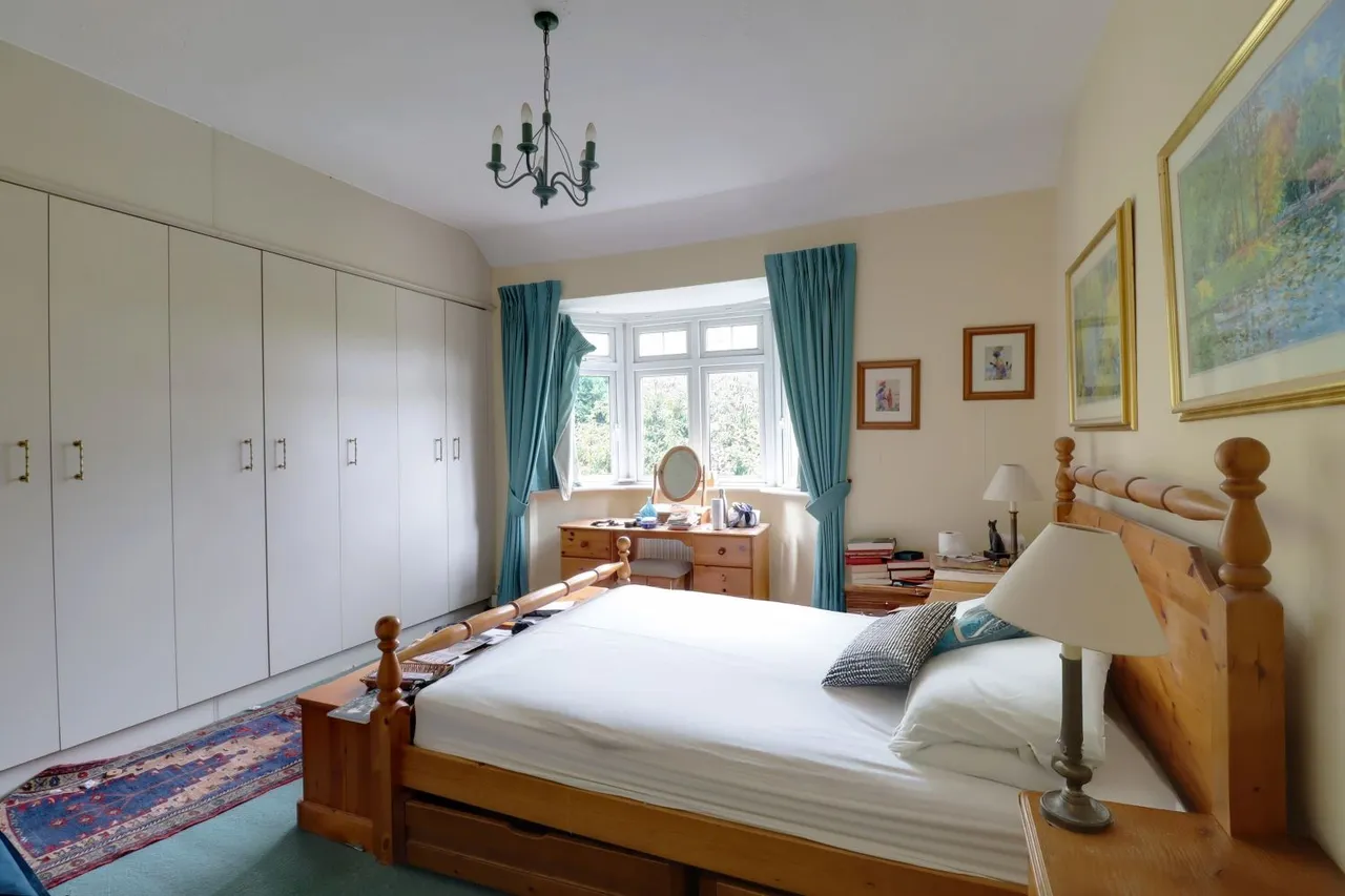 Fairdene Road, CR5, photo 7