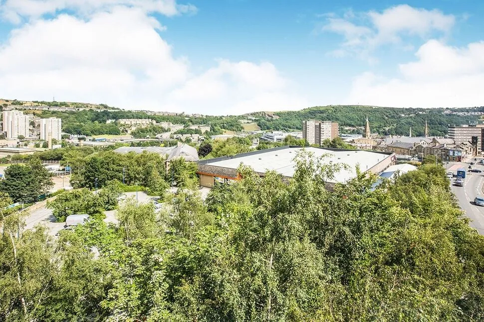 Pellon Lane, Halifax, West Yorkshire, HX1, photo 11