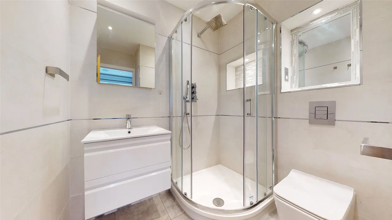 Rose Joan Mews, London, NW6, photo 19