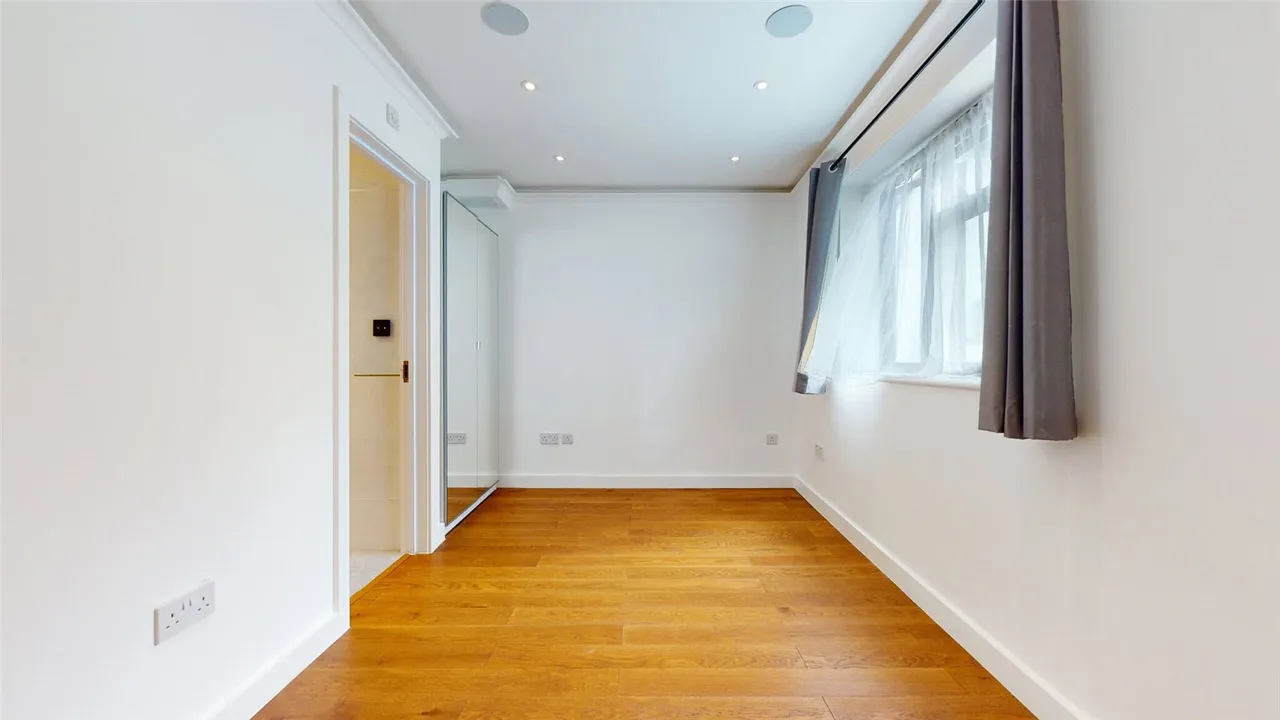 Rose Joan Mews, London, NW6, photo 13