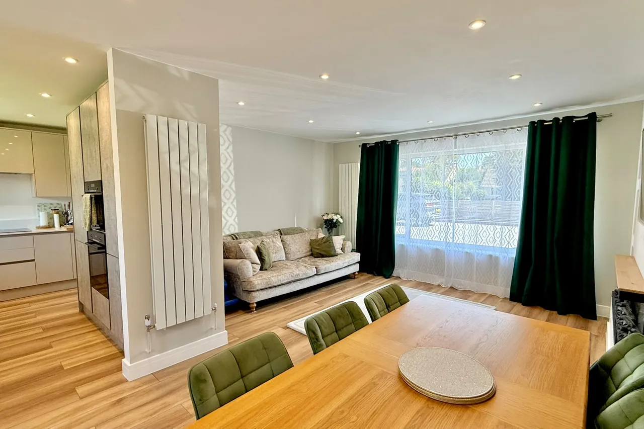 Laurel Lane, St. Leonards, BH24, photo 18