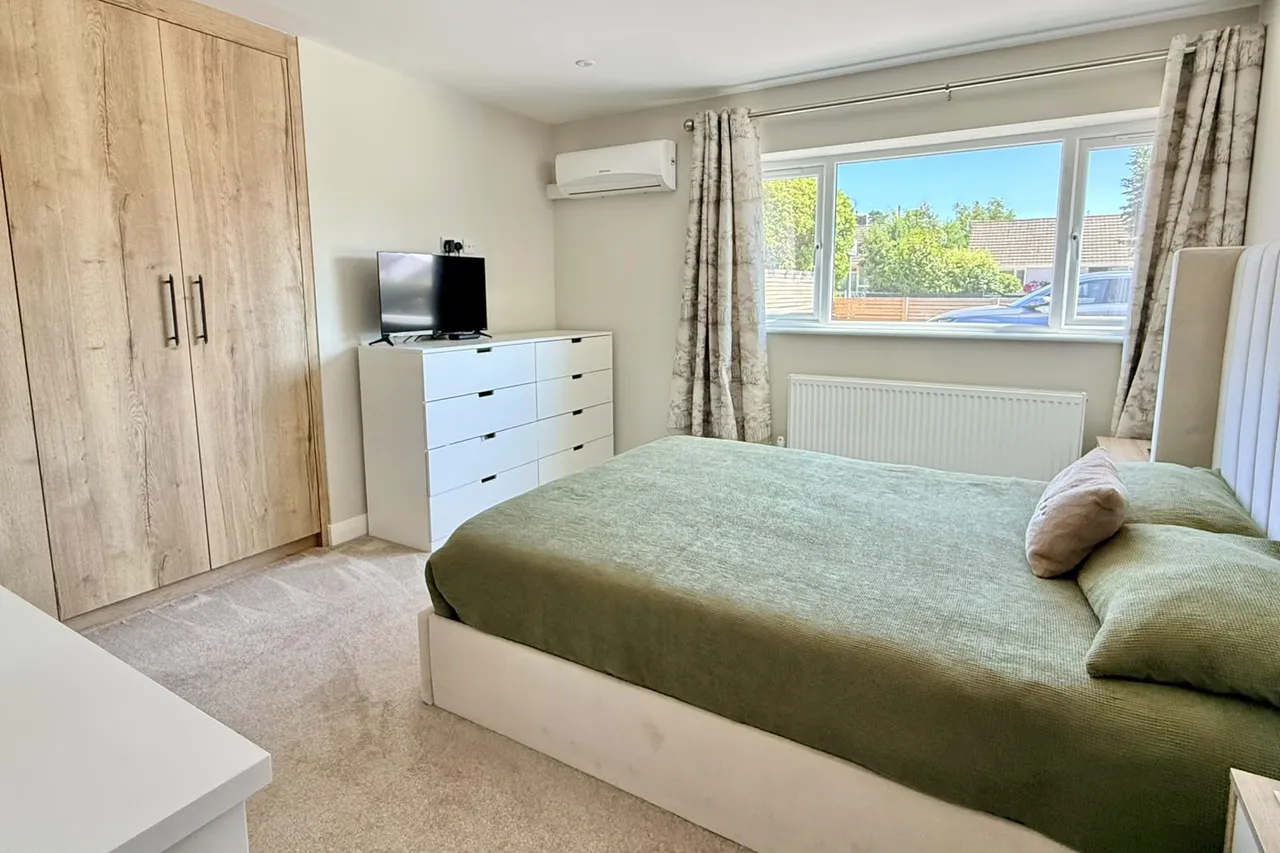 Laurel Lane, St. Leonards, BH24, photo 19