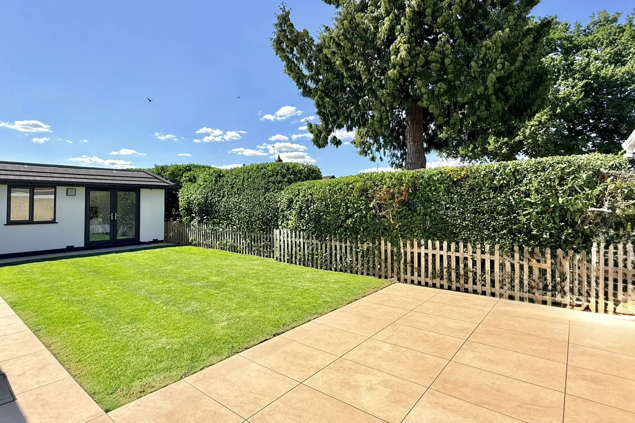 Laurel Lane, St. Leonards, BH24, photo 27