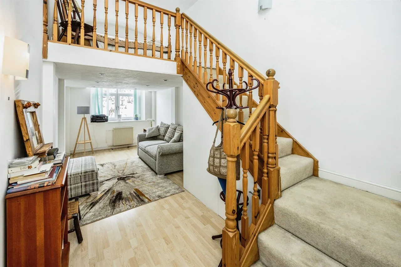 Rishworth Mill Lane, Rishworth, HX6, photo 7