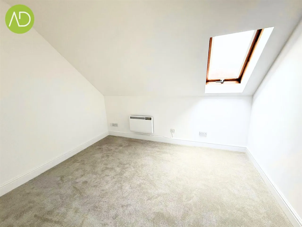 Lowfield Court Hoddesdon, EN11, photo 4