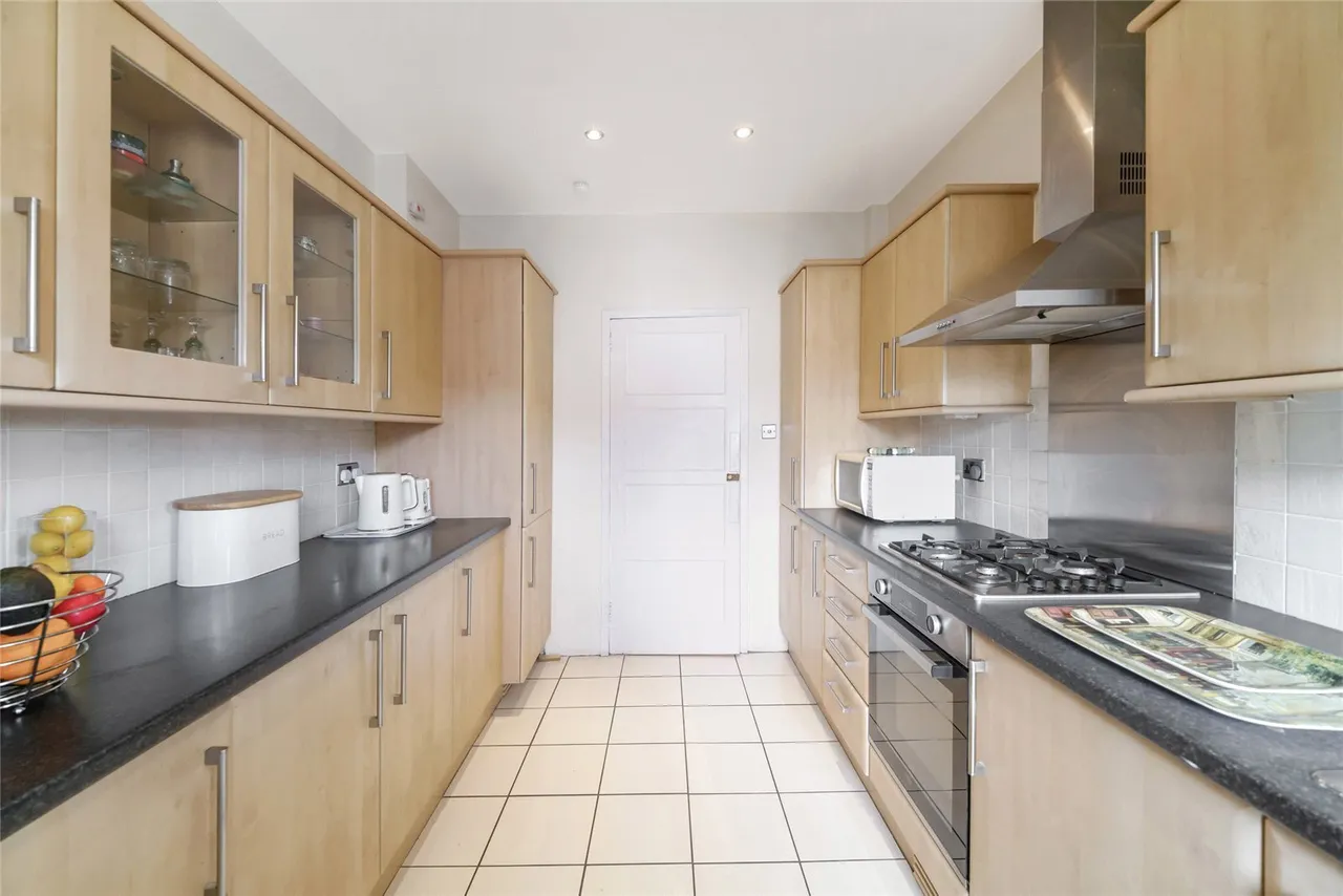 Banchory Avenue, Eastwood, G43, photo 5
