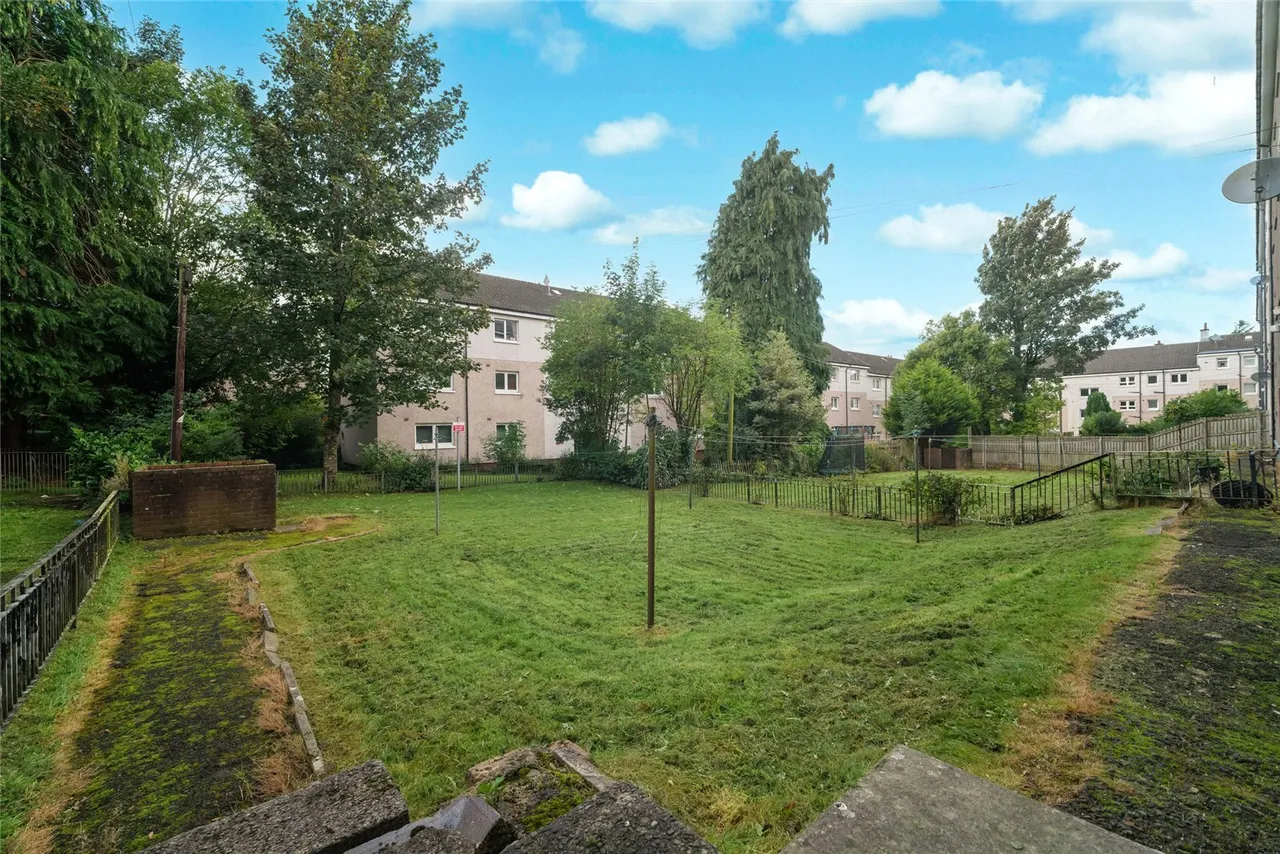 Banchory Avenue, Eastwood, G43, photo 20