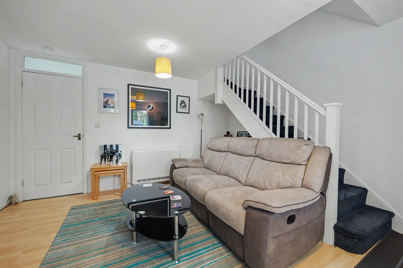 Pear Tree Gardens, Market Harborough, LE16, photo 6