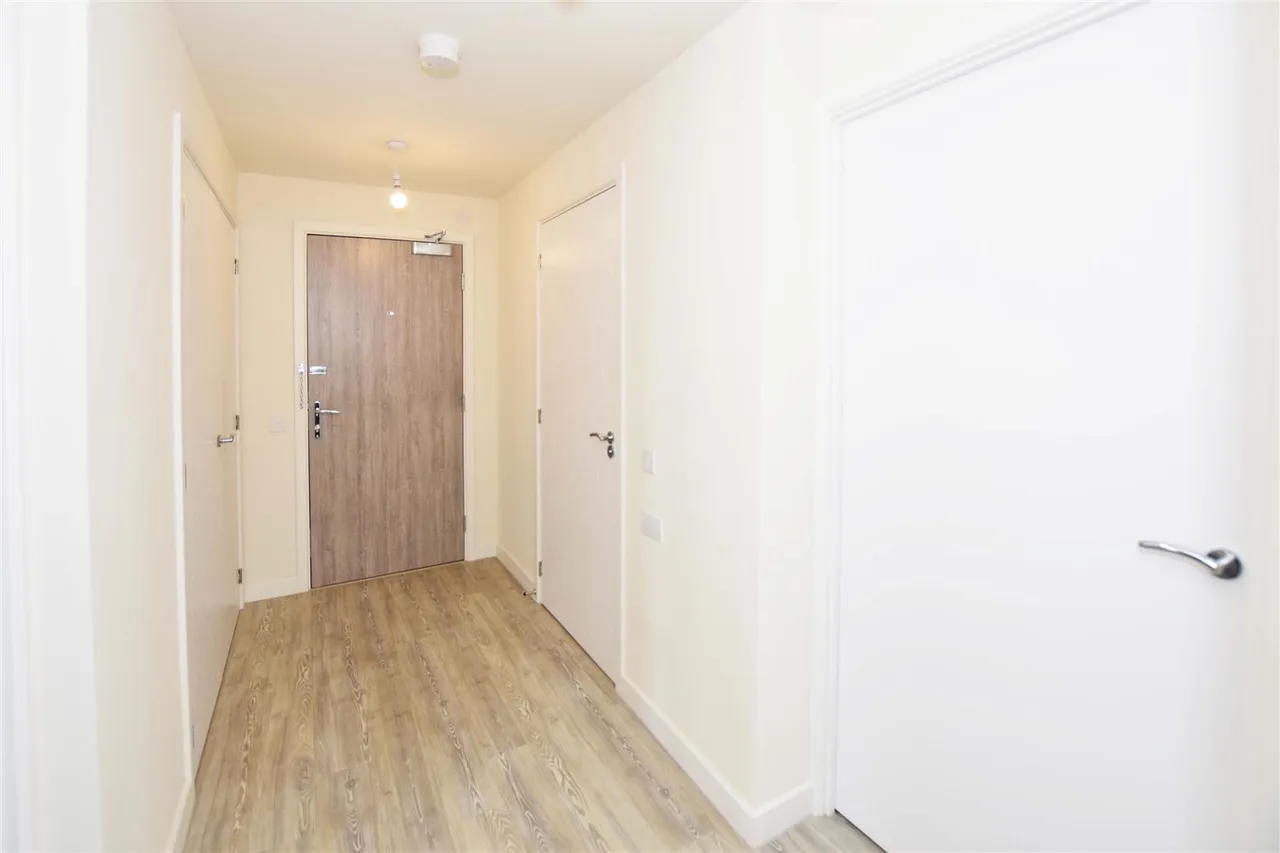 North End Road, Wembley, HA9, photo 8