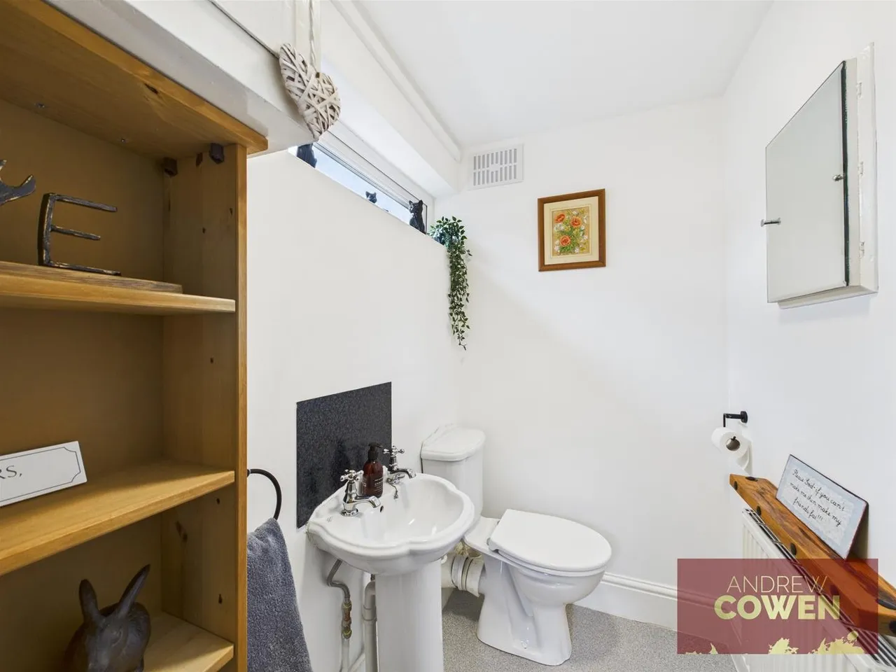 St. Lukes Crescent, Scarborough YO12 6TD, photo 11