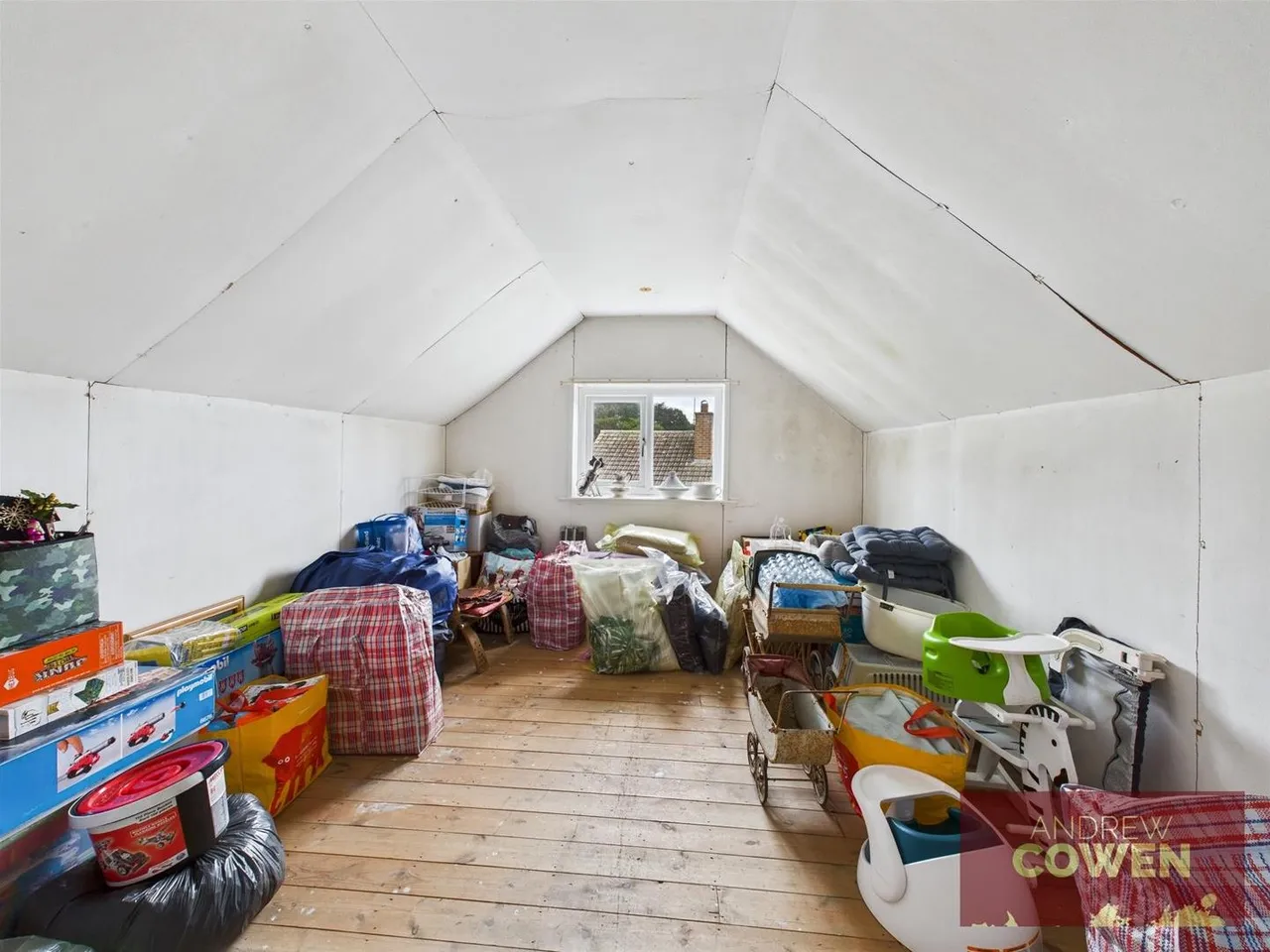 St. Lukes Crescent, Scarborough YO12 6TD, photo 13