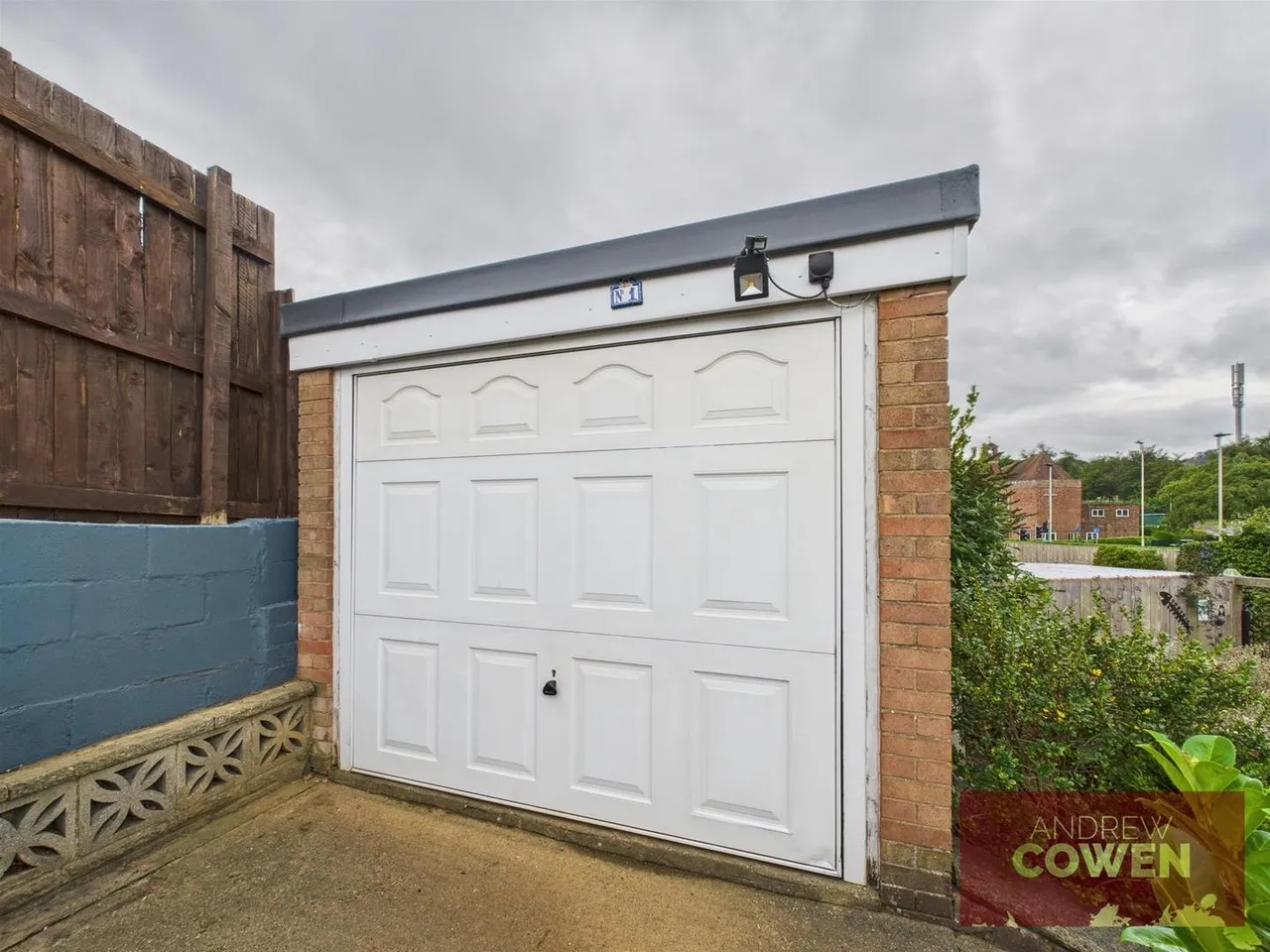 St. Lukes Crescent, Scarborough YO12 6TD, photo 17