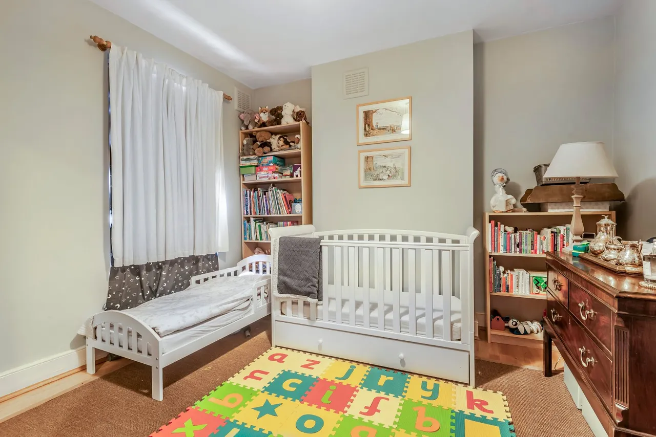 Leahurst Road, Hither Green, London, SE13, photo 2