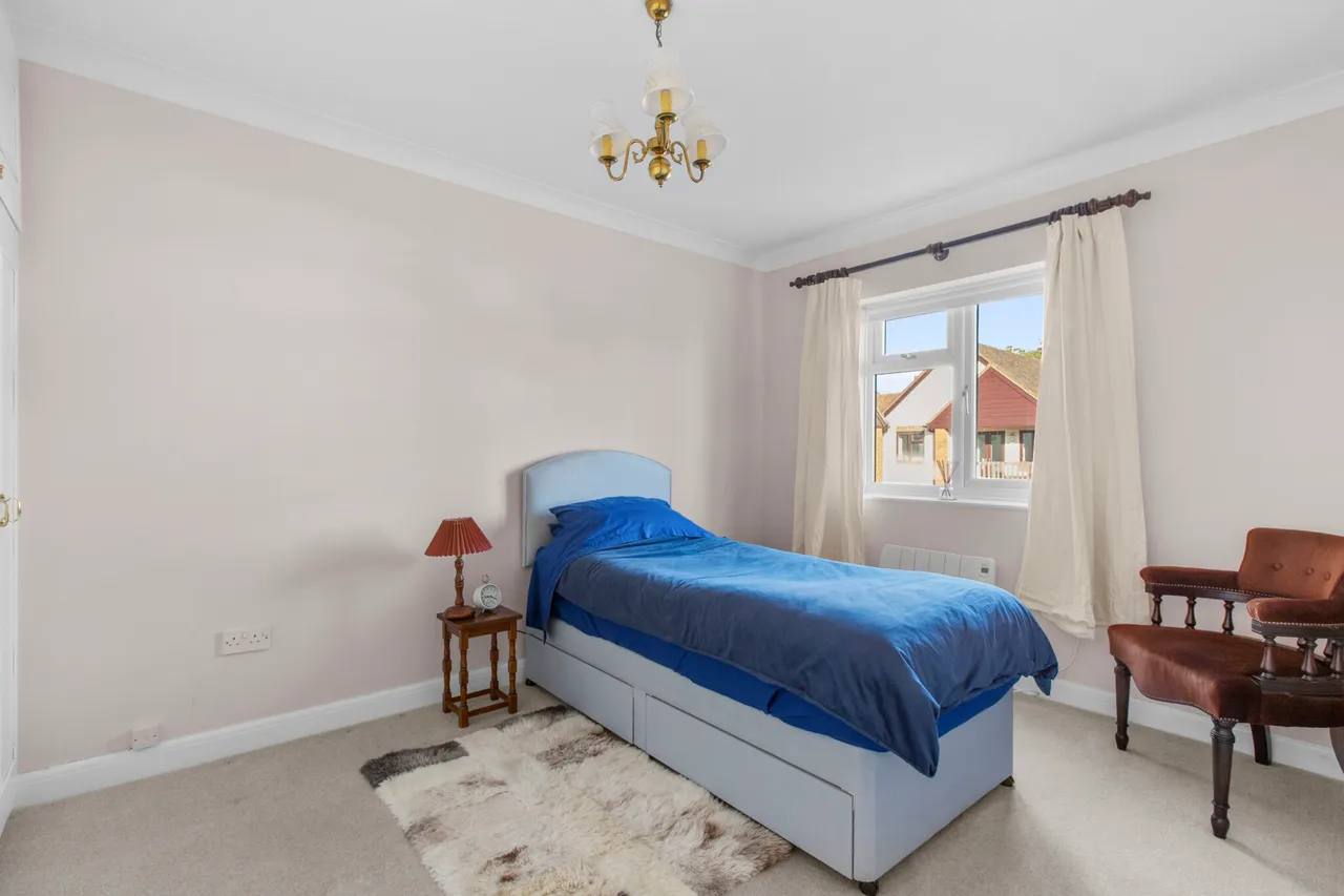 Jasmine Crescent, Princes Risborough, HP27, photo 7