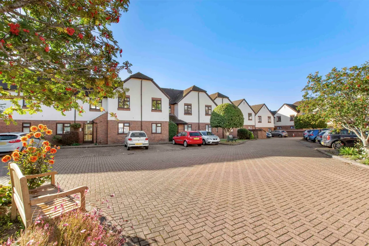 Jasmine Crescent, Princes Risborough, HP27, photo 11