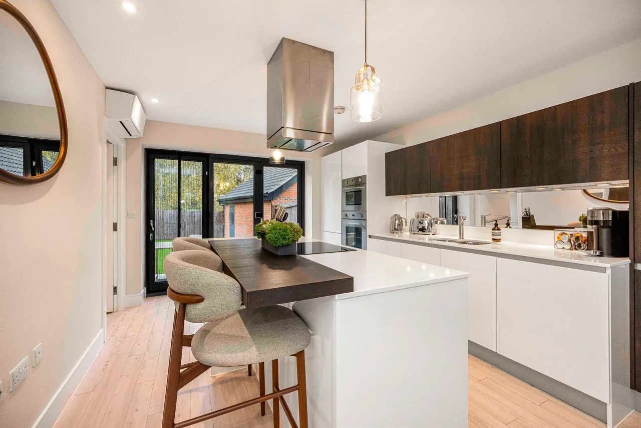 Park View, Chigwell, Essex, IG7 5EF, photo 5