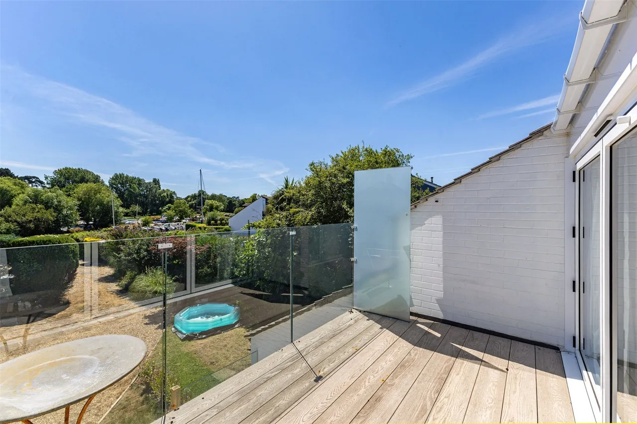 Willow Way, Christchurch, Dorset, BH23, photo 9