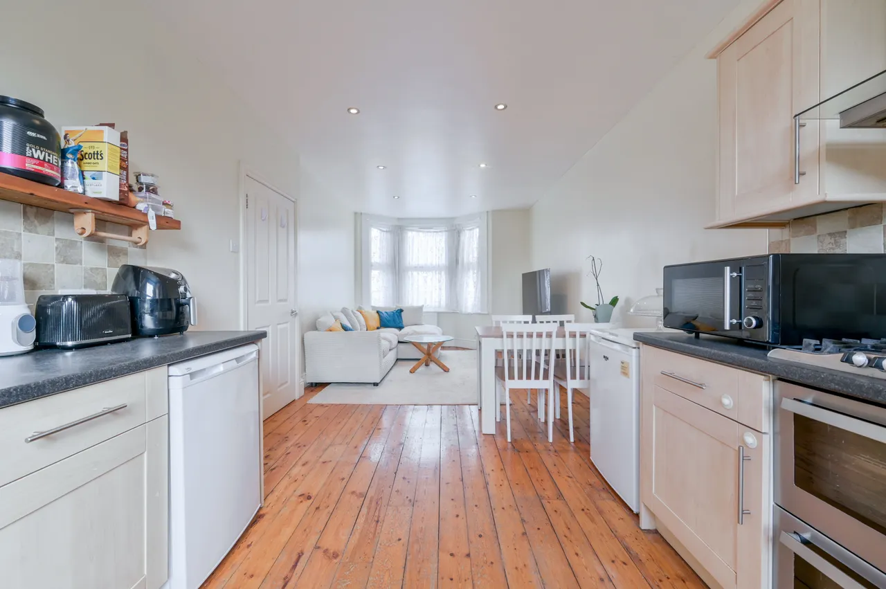 Hanwell, W7, photo 8