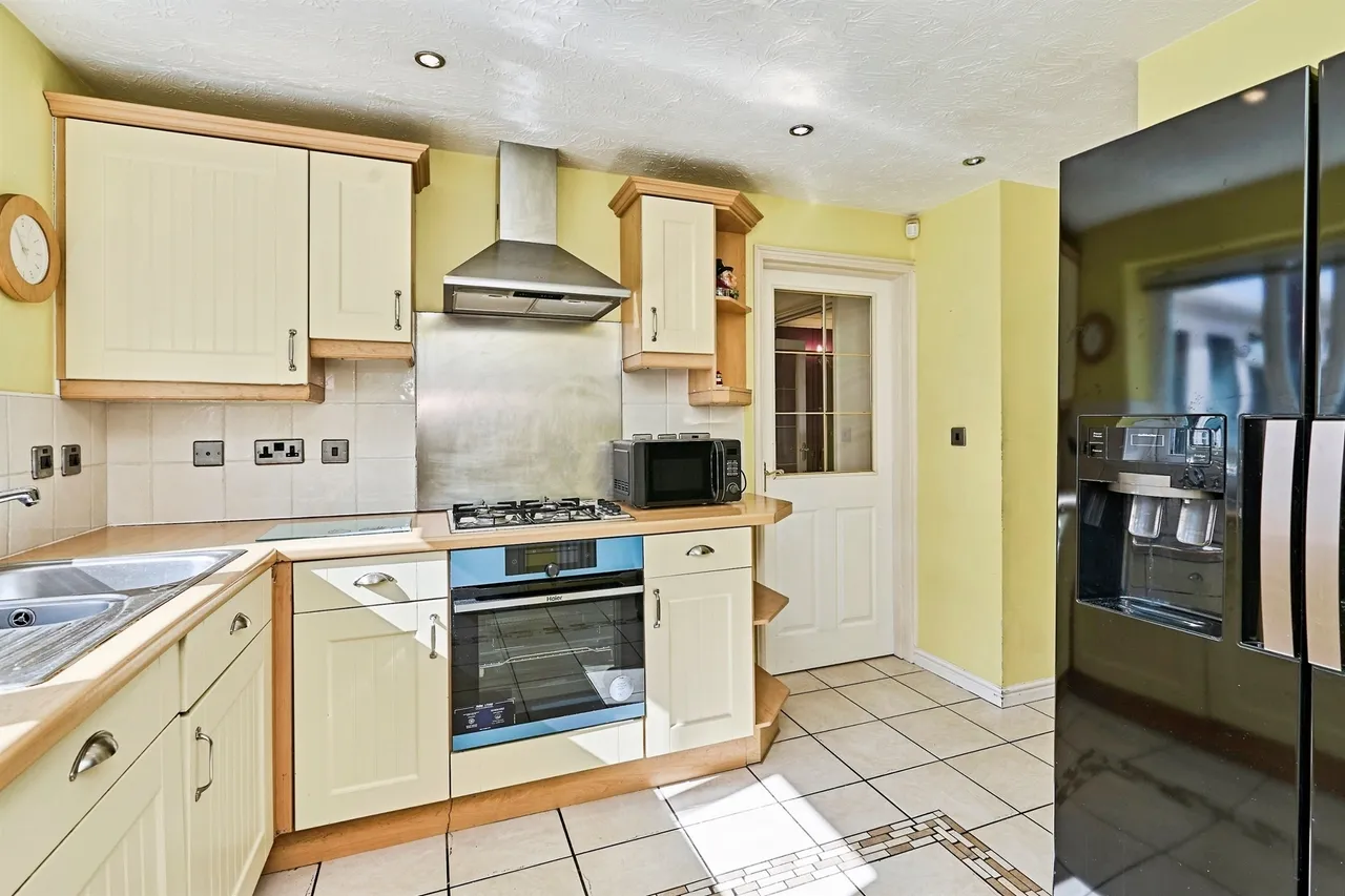 Stephenson Way, Hednesford, WS12, photo 11