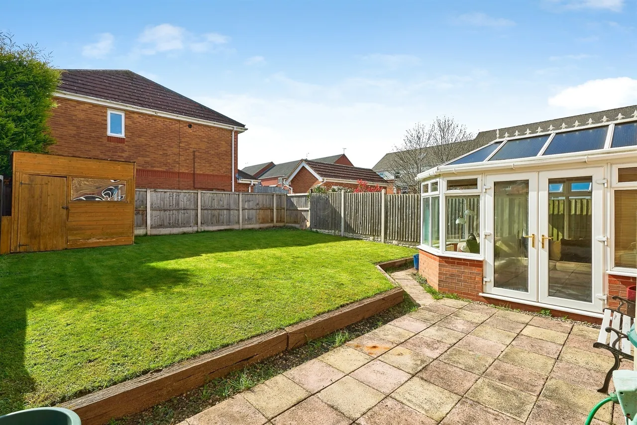 Stephenson Way, Hednesford, WS12, photo 2