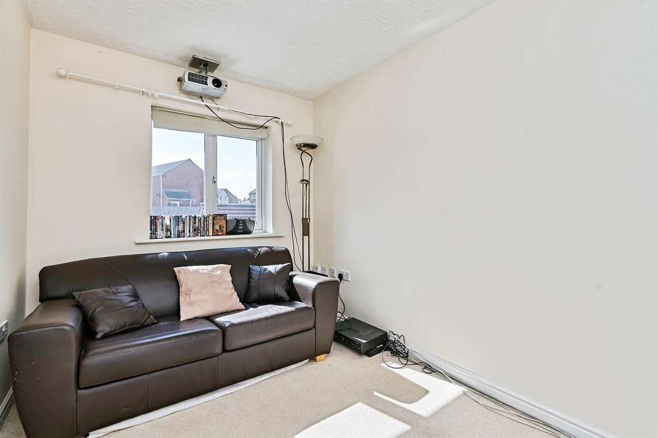 Stephenson Way, Hednesford, WS12, photo 21