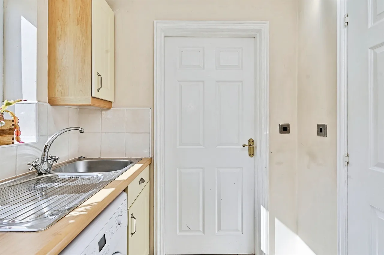 Stephenson Way, Hednesford, WS12, photo 14