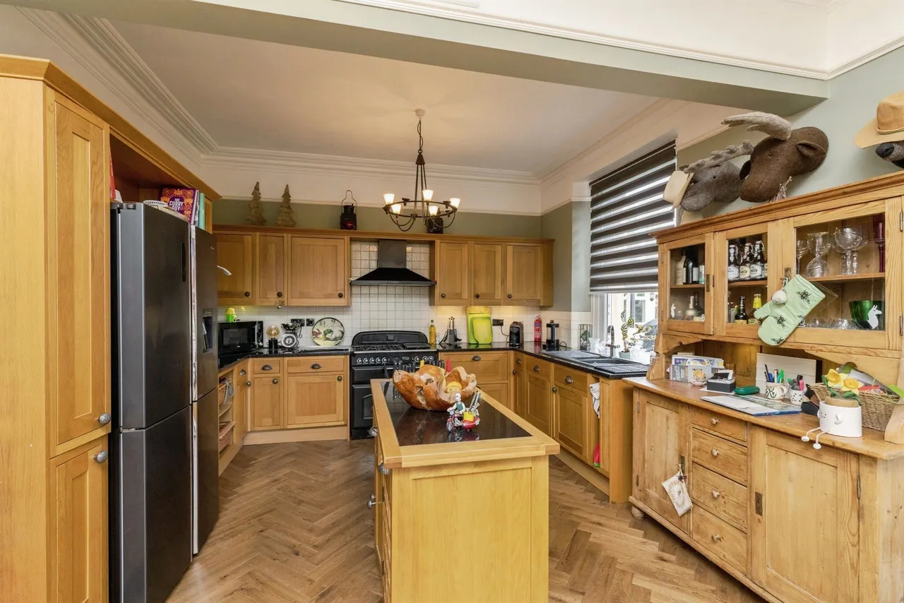 Silver Street, Midsomer Norton, BA3, photo 9