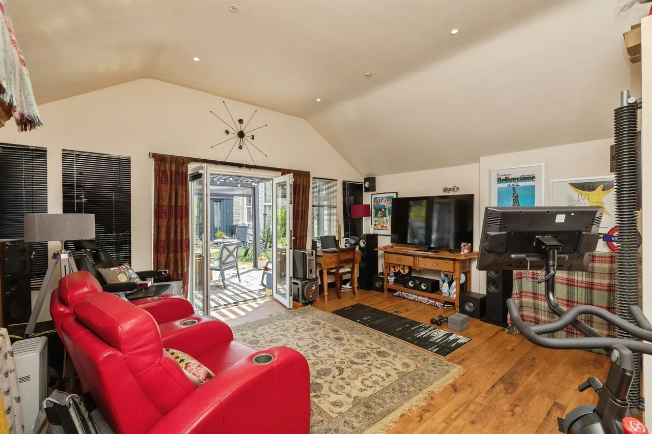 Silver Street, Midsomer Norton, BA3, photo 31