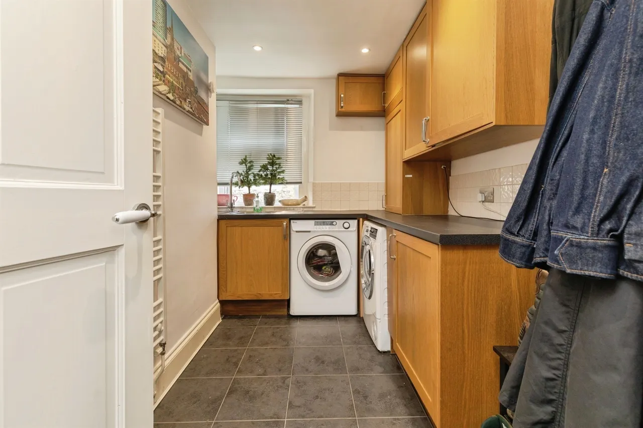 Silver Street, Midsomer Norton, BA3, photo 14
