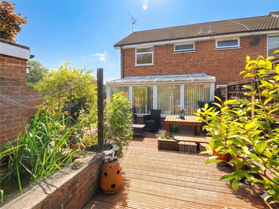 Buckingham Way, Frimley, GU16, photo 10