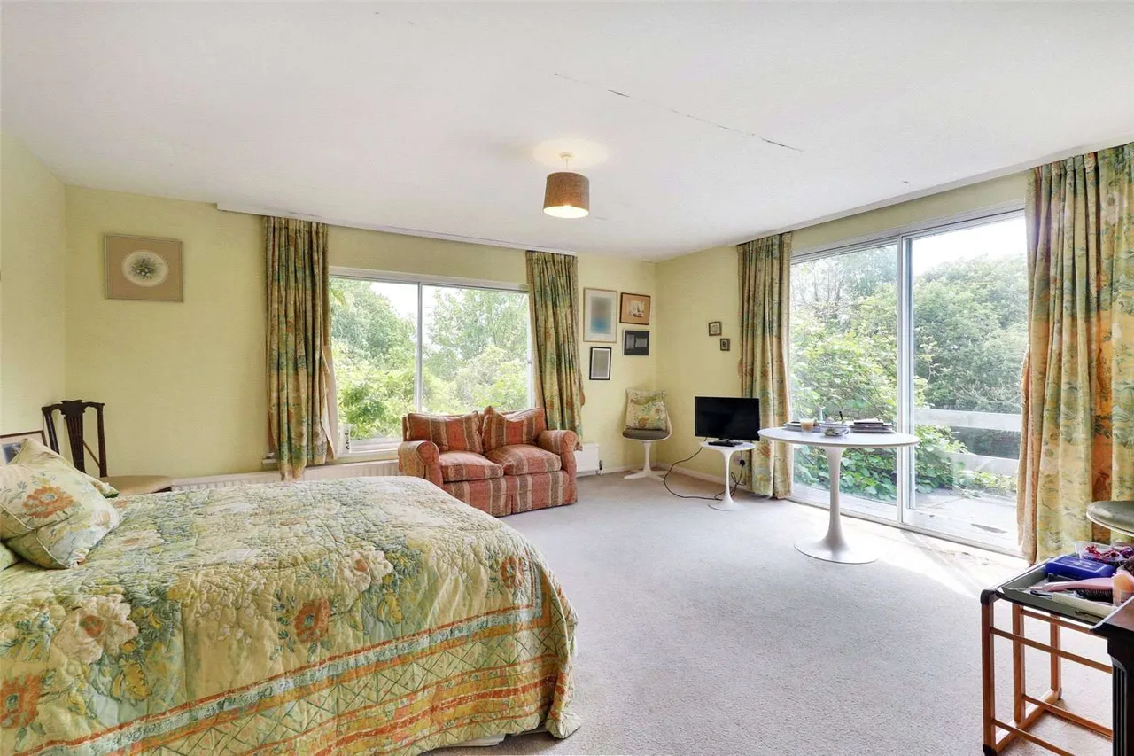 Rowner Road, Billingshurst, West Sussex, RH14 9HT, photo 11
