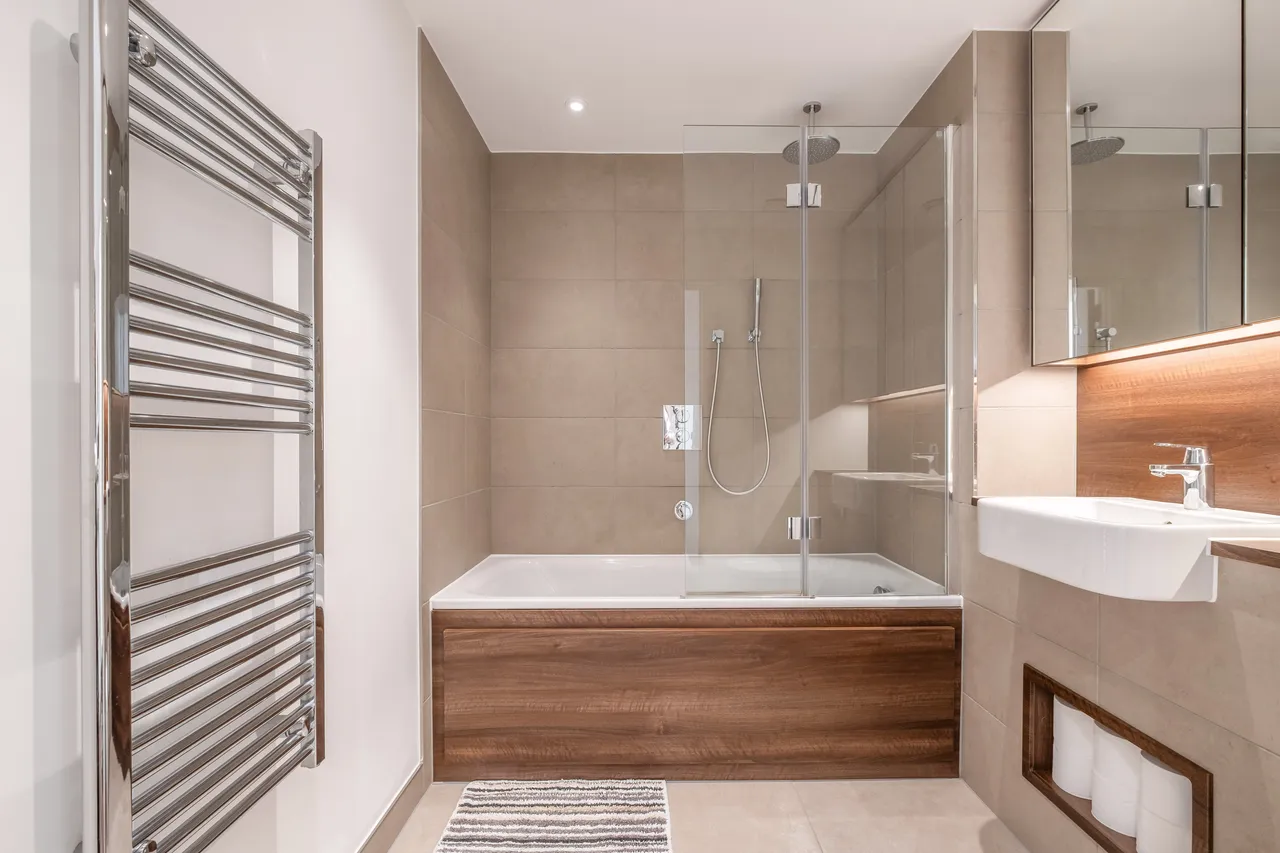 Pipit Drive, London, SW15, photo 9