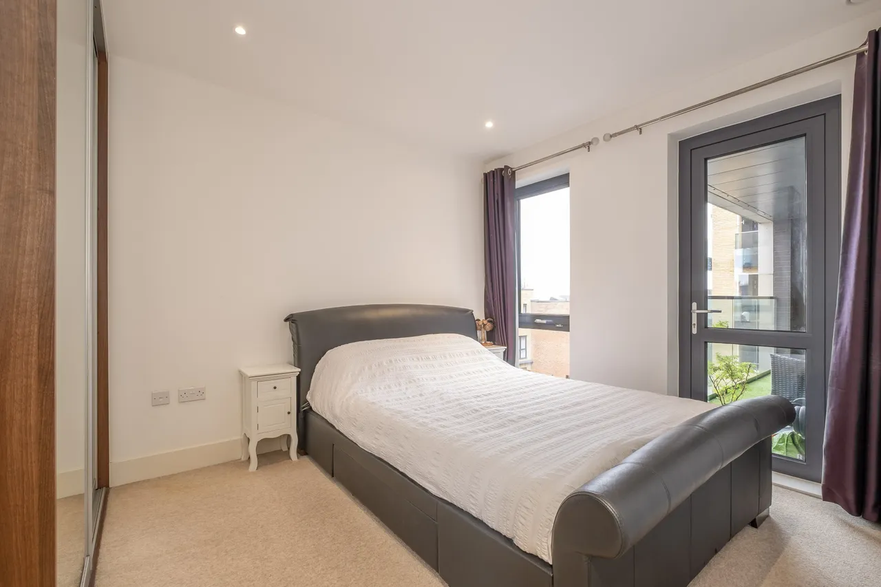 Pipit Drive, London, SW15, photo 7