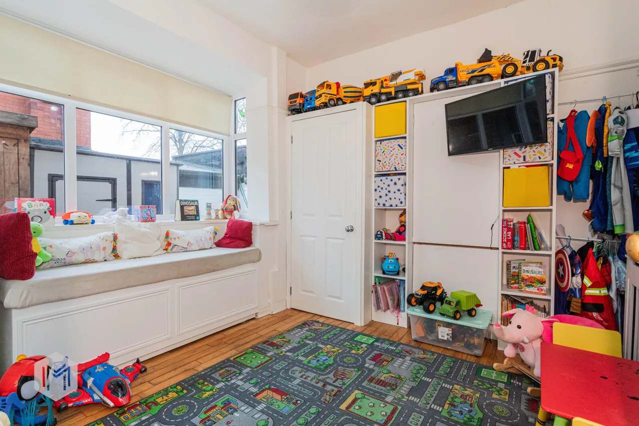 Ashbourne Avenue, Bolton, BL2 1LS, photo 6