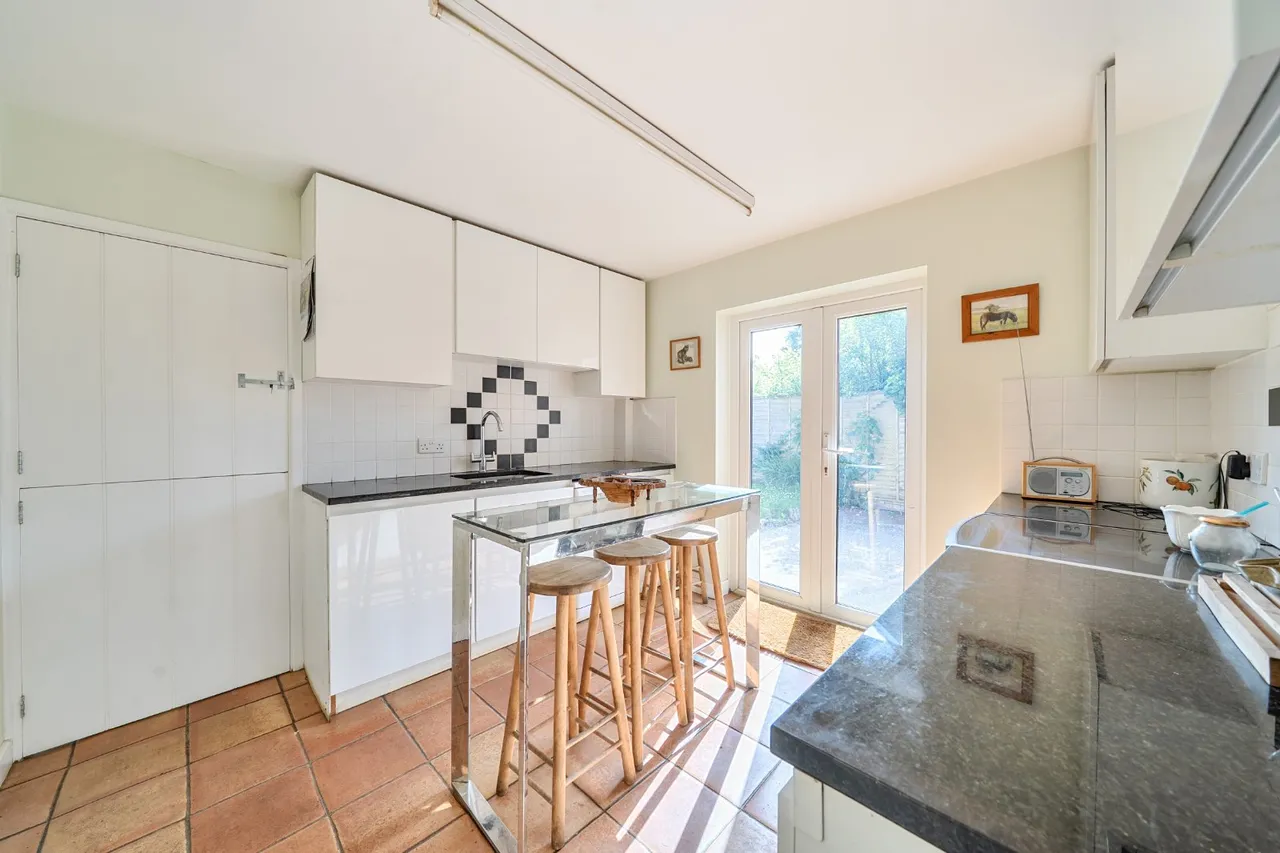 Ludwells Lane, Waltham Chase, SO32, photo 4