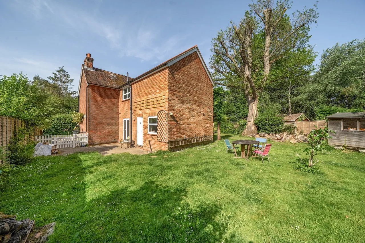 Ludwells Lane, Waltham Chase, SO32, photo 8