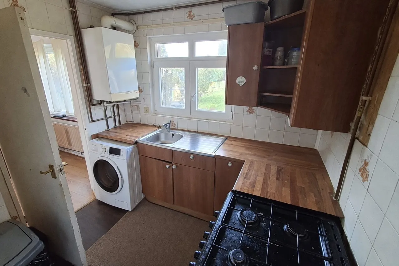 Avon Road, Cannock, Staffordshire, WS11, photo 4