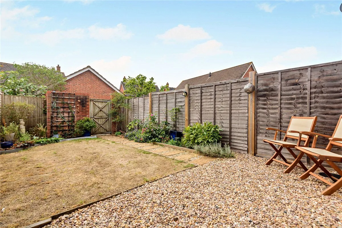 Urquhart Road, Thatcham, RG19, photo 19