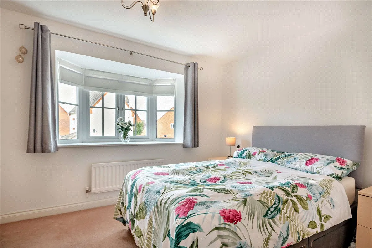Urquhart Road, Thatcham, RG19, photo 12